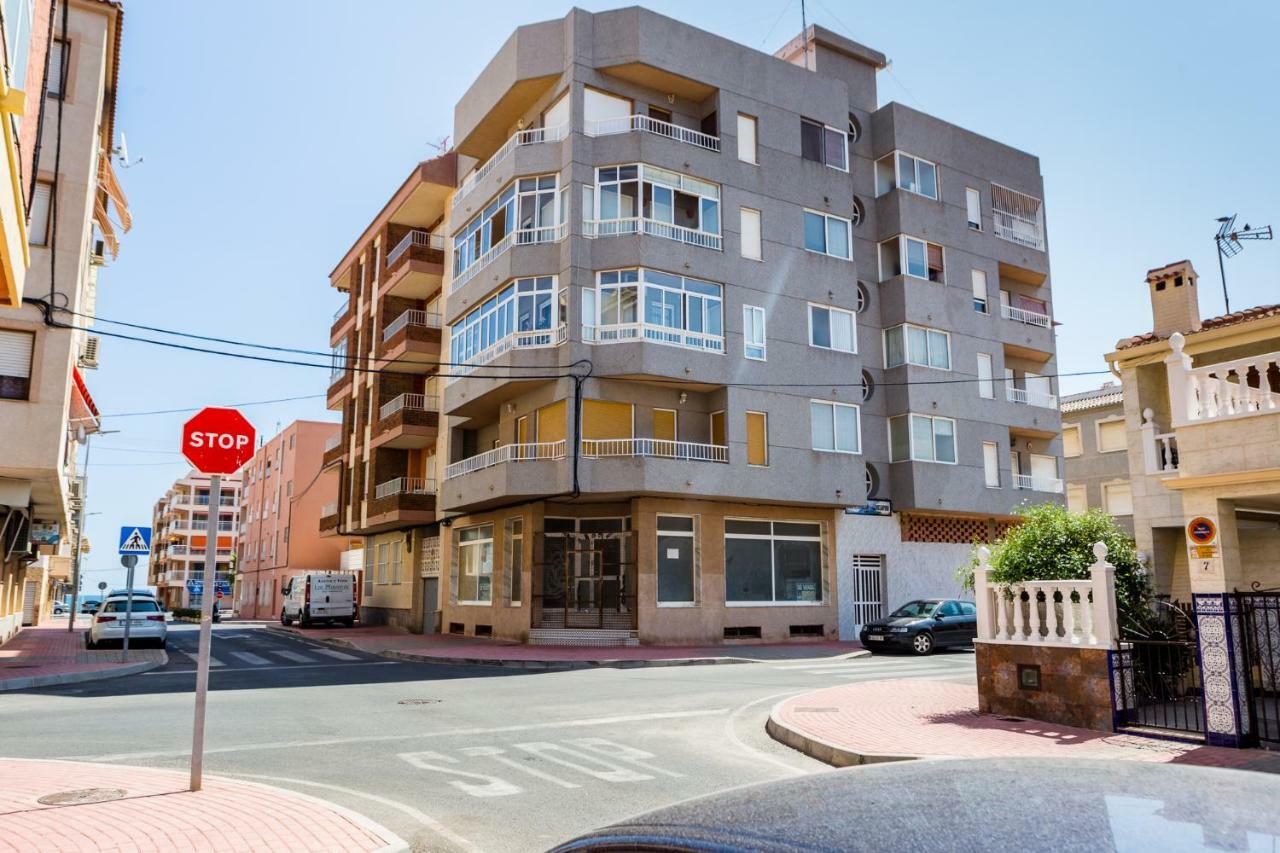 Apartamento Berry Playa Naufragos Торевьиа Экстерьер фото